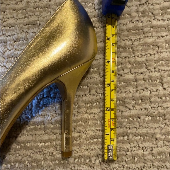 Gold/bronze metallic Bakers Pumps/Heels 8M - Picture 8 of 8
